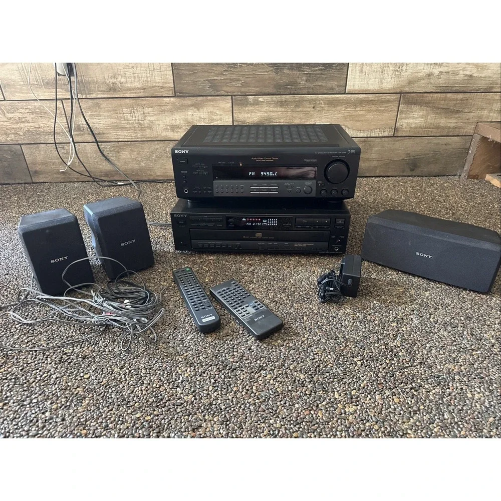 SONY CDP-C615  5-Disc CD Player/Changer with Remote/ Tested & Audio Video Contro